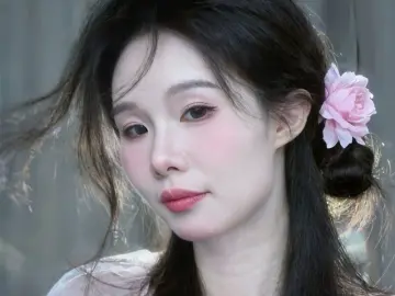 Lingzi  live sex cam