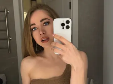 AuroraCrave  live sex cam