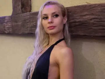 CathiGetsinger  live sex cam