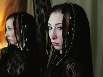 RoxyUrban  live sex cam