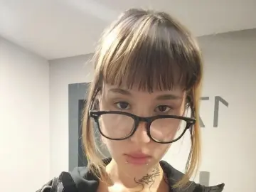 HallieAblin  live sex cam
