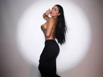 MiaWolton  live sex cam