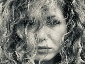 CynthiaDelos  live sex cam