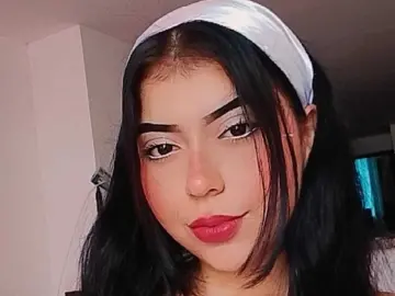 SalomeKio  live sex cam