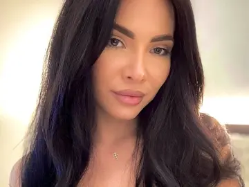 CaitlynEva  live sex cam