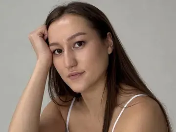 AbbyHasper  live sex cam