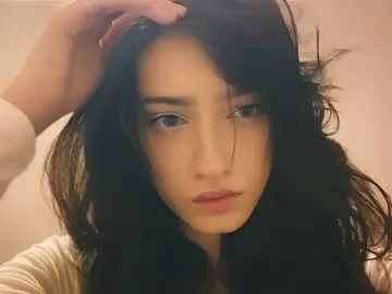 MaddieSunflower  live sex cam