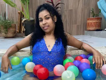 NickyLeyster  live sex cam