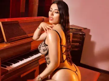 GeorginaHazel  live sex cam