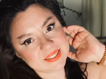 EllaWoodstock  live sex cam