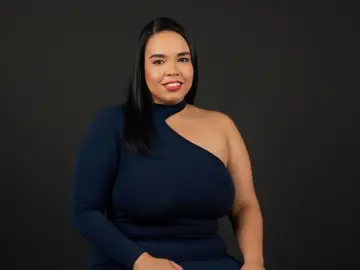 ValeryHiggins  live sex cam