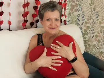 KathyClap  live sex cam