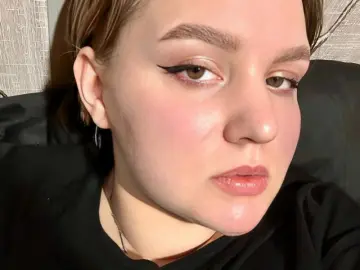 AmyyHall  live sex cam