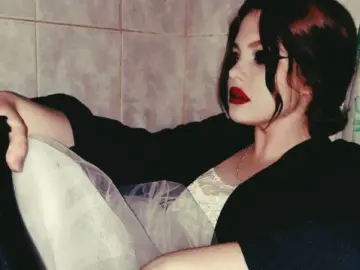 EvaBelial  live sex cam