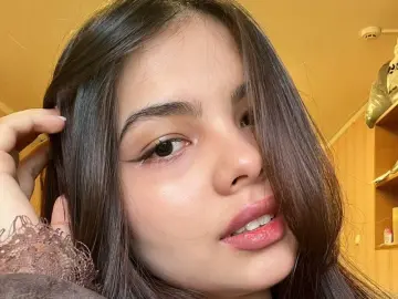 JadeDiscipio  live sex cam