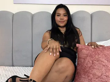 YaraMohamed  live sex cam