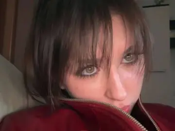 KariErpelding  live sex cam