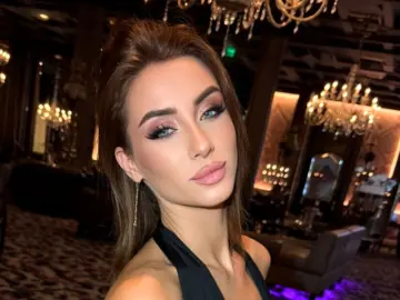 Minnie  live sex cam