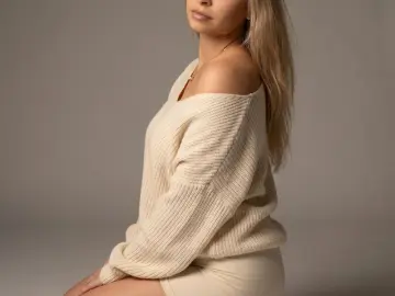 EmmaRobertson  live sex cam