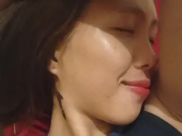 BambiLewellin  live sex cam