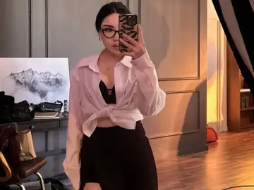MayRenz  live sex cam