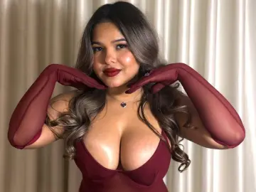 SuriWolf  live sex cam