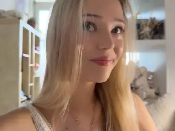 CoreneSandavol  live sex cam