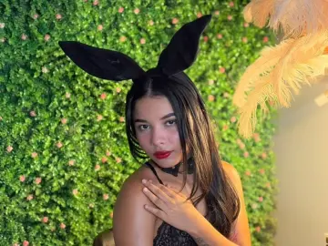 CloeArcia  live sex cam