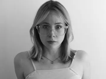 LanaAmster  live sex cam