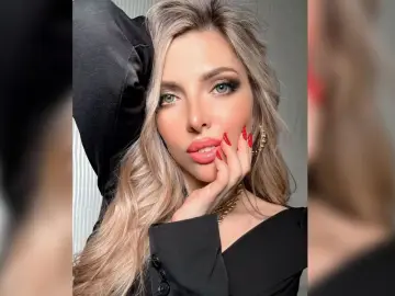 TishaAllure  live sex cam