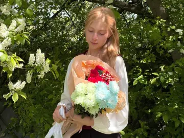 AliseMorise  live sex cam