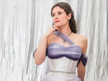 LiaDlv  live sex cam