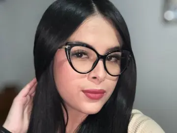 YennyClarkc  live sex cam