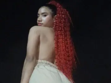 KhloeyBrooks  live sex cam