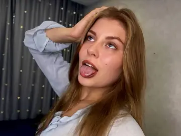 MilaOlivers  live sex cam