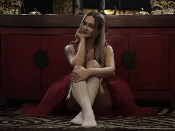 NicoleLoy  live sex cam