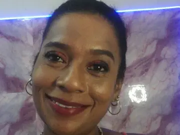 QueenKellz  live sex cam