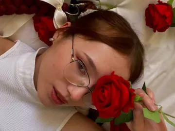 AngeleWirtanen  live sex cam