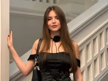 AmySlow  live sex cam