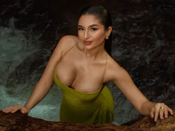 GenesisGarcia  live sex cam