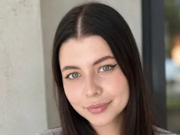 AleshiaLeviston  live sex cam