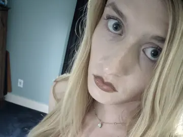 JulietWilling  live sex cam