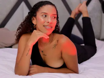 NicoleWil  live sex cam