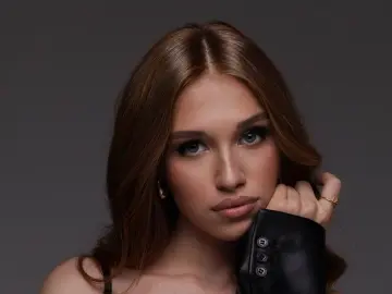 RanaeEtherington  live sex cam