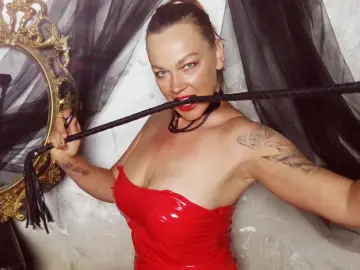 CaraBarone  live sex cam