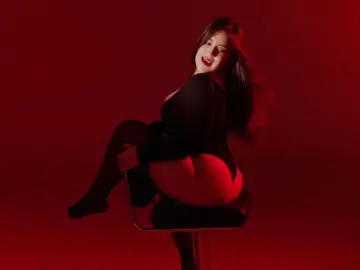 EmmyBaker  live sex cam