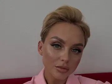 LanaDeFill  live sex cam