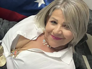 MaryoriDawson  live sex cam