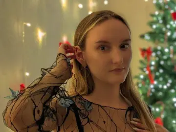SummerEllie  live sex cam