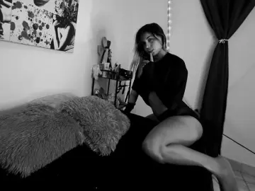 AntonellaBrow  live sex cam